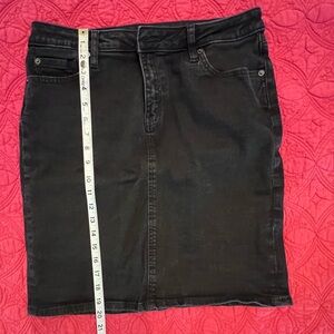 Amazon Essentials Charcoal Denim Skirt